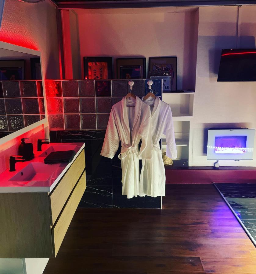 9 Jacuzzi Parijs